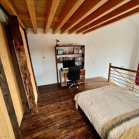 Capstay La Louvière Extérieur photo
