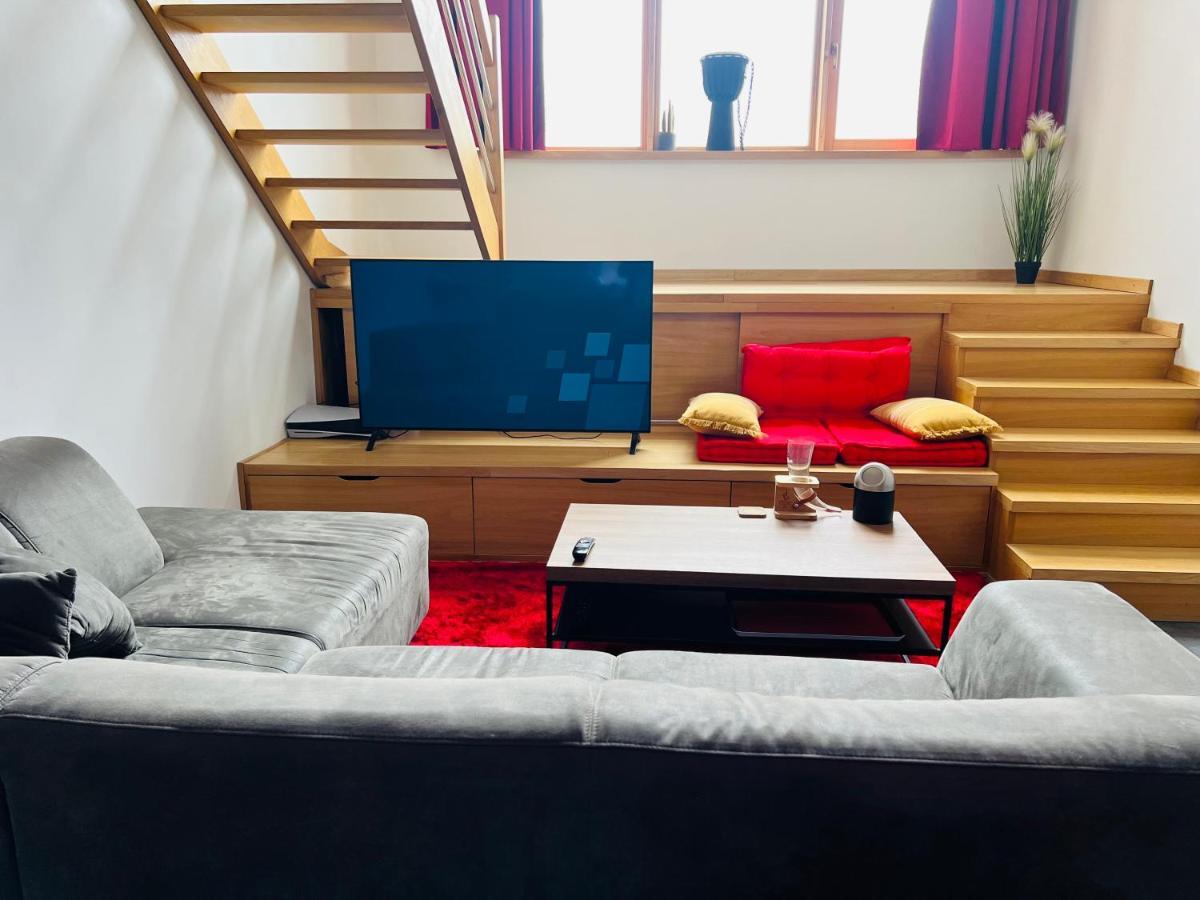 Capstay La Louvière Extérieur photo