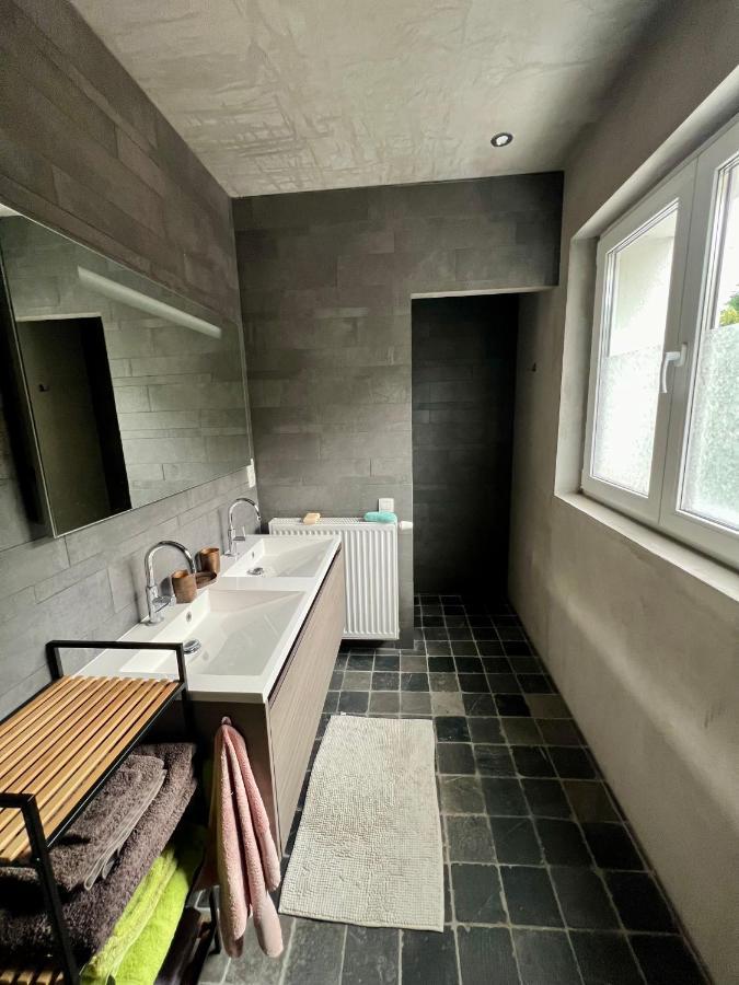 Capstay La Louvière Extérieur photo