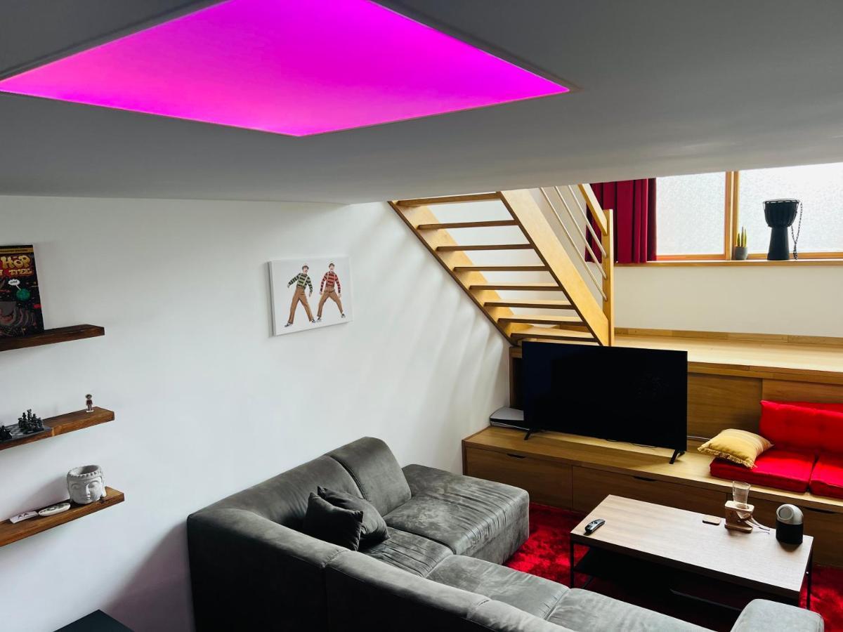 Capstay La Louvière Extérieur photo