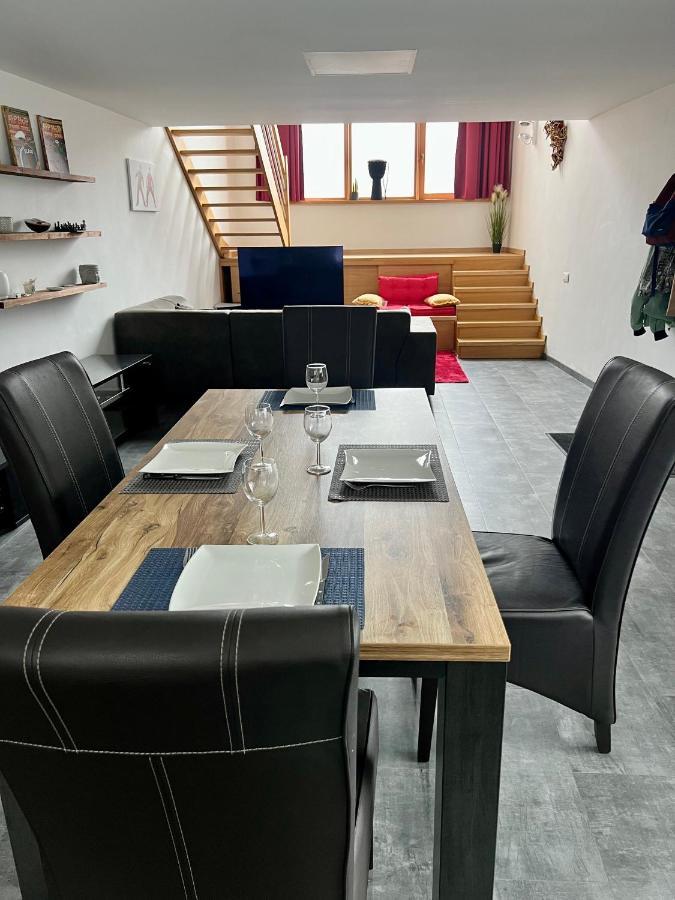 Capstay La Louvière Extérieur photo