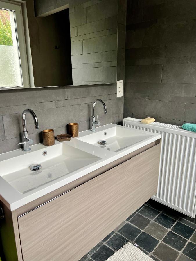 Capstay La Louvière Extérieur photo