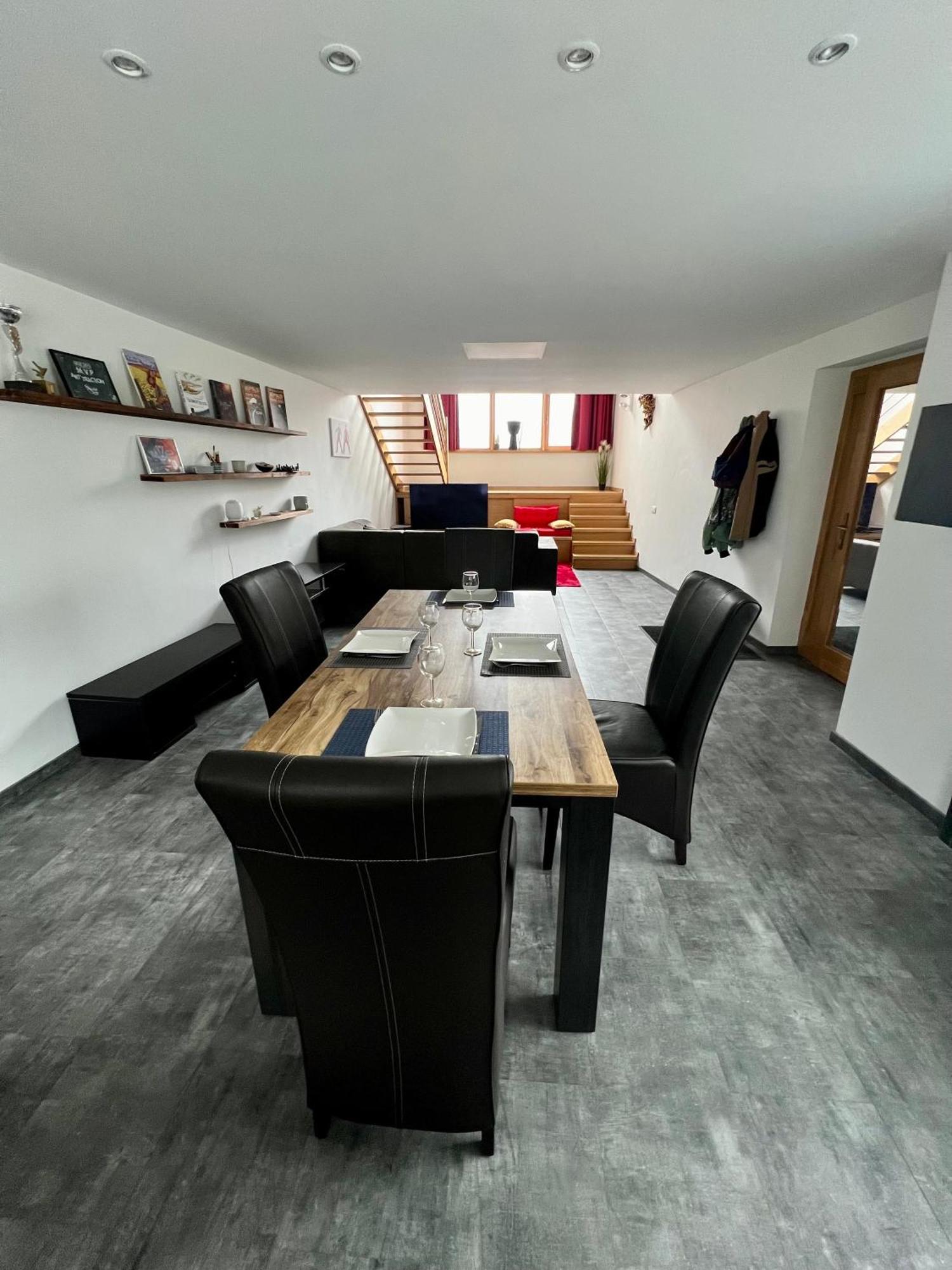 Capstay La Louvière Extérieur photo